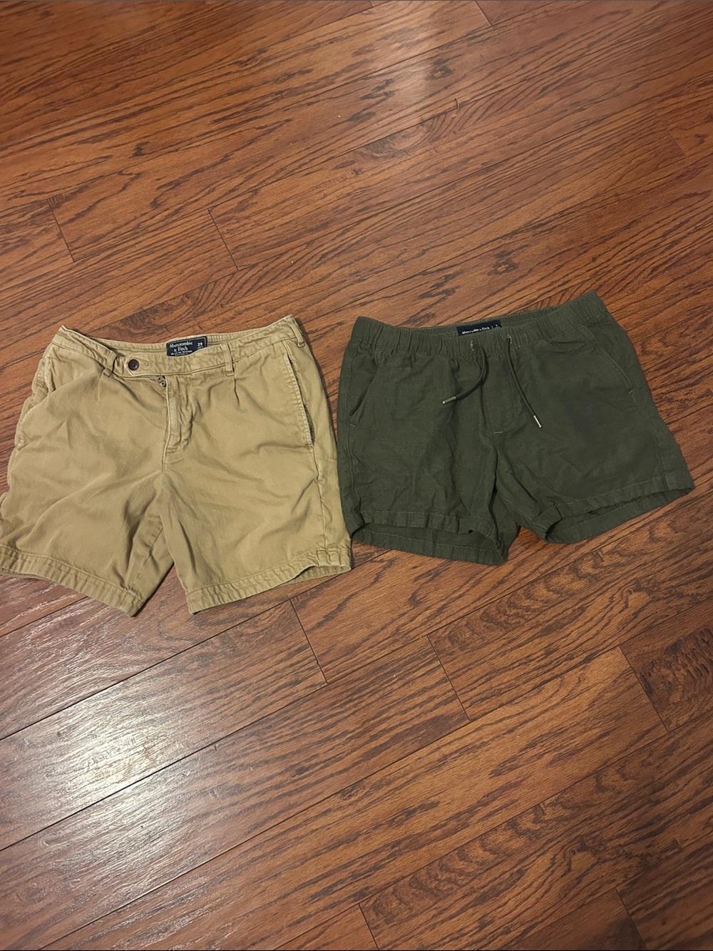Abercrombie & Fitch Olive and Khaki men’s Shorts Set